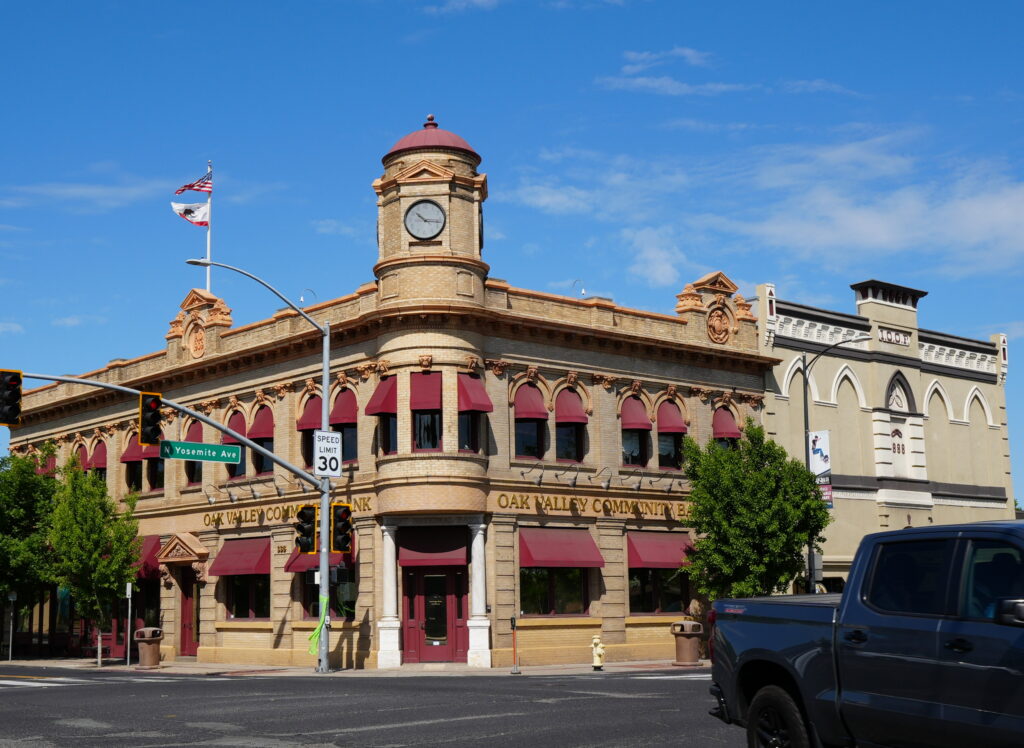 Oak Valley Community Bank, Oakdale CA, May 2025